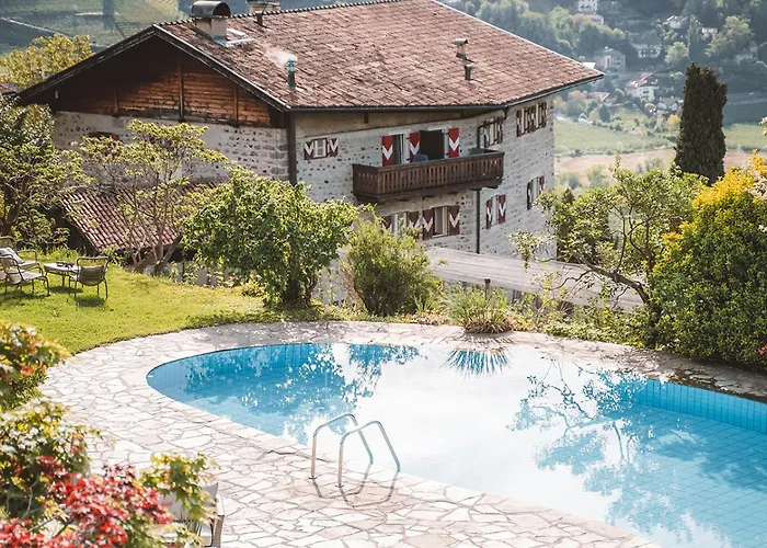 Hotel Brunnhofer Tirolo