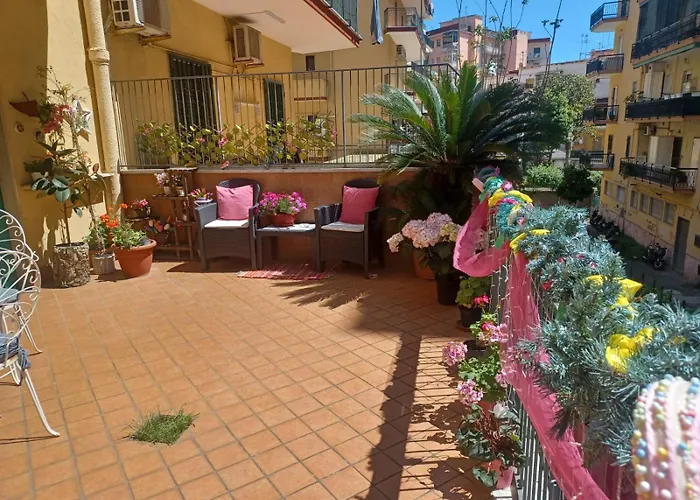 Bed and Breakfast La Terrazza di Monica&Teresa Portici