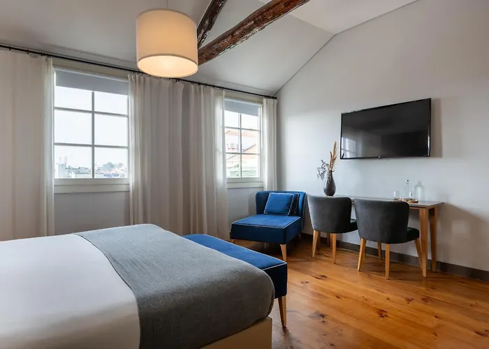 Santa Catarina FLH Suites OOporto