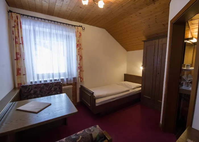 Gasthof Loewen Nova Levante