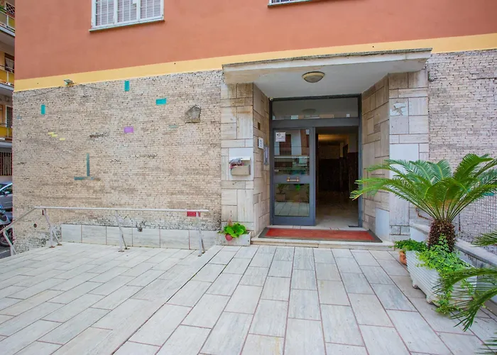 Vatican Station Roma