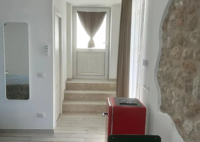 Hotel La Casa Di Pietra Formia