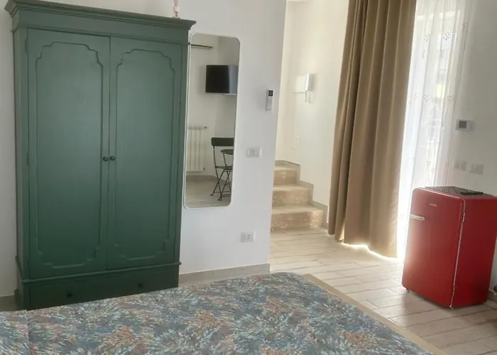 Hotel La Casa Di Pietra Formia