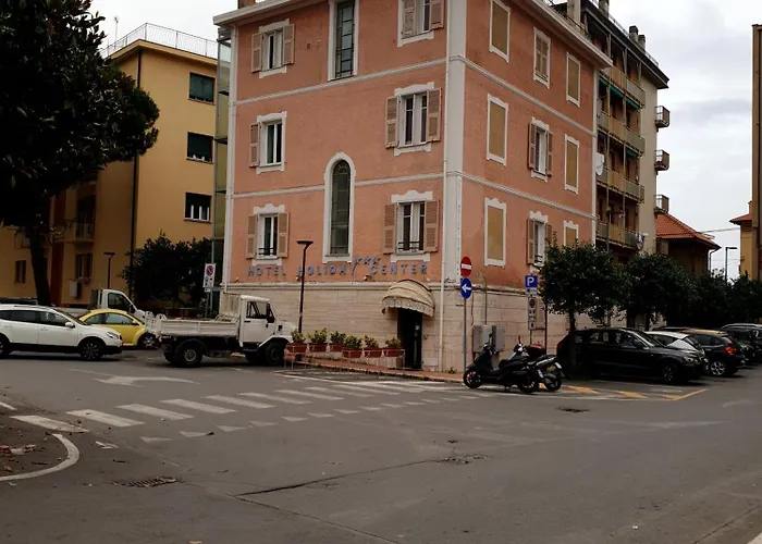Piccolo hotel holiday center Finale Ligure