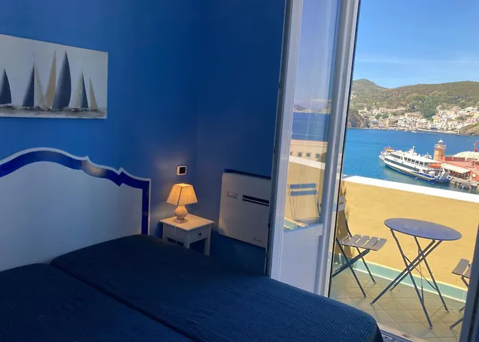 Al Mari Suites Ponza