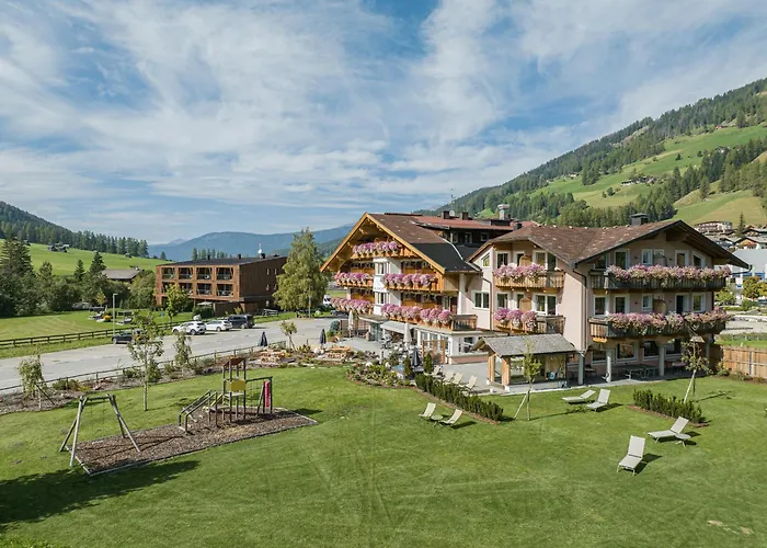 Hotel Waldheim Sexten
