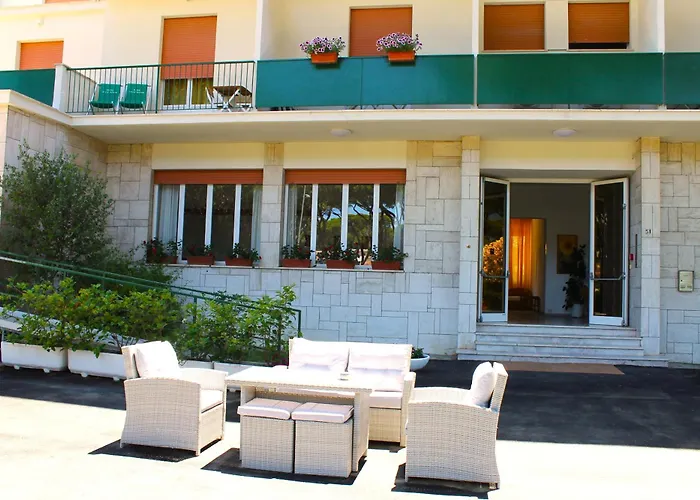 Residence delle Nazioni Principina a Mare