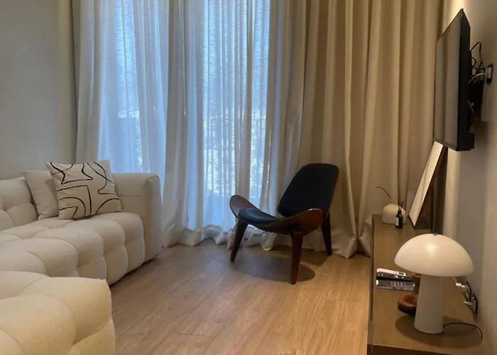 Square Inn Garden Aparthotel Tirana