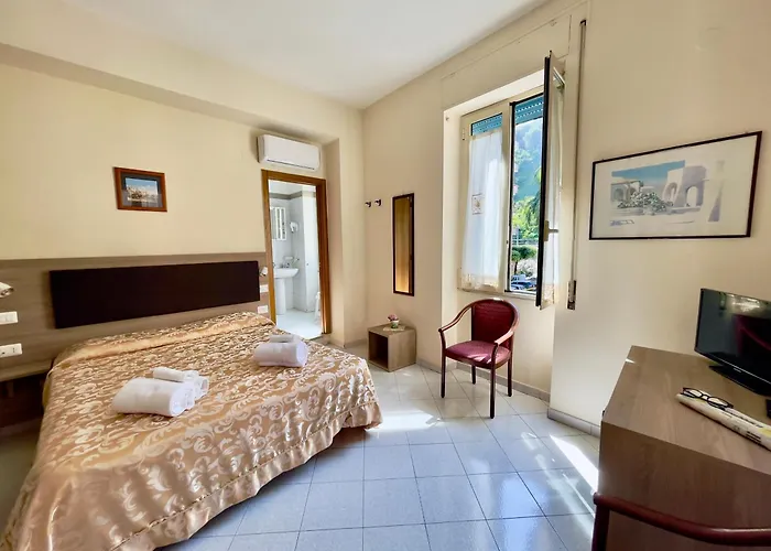 Hotel Desìo Castellammare di Stabia