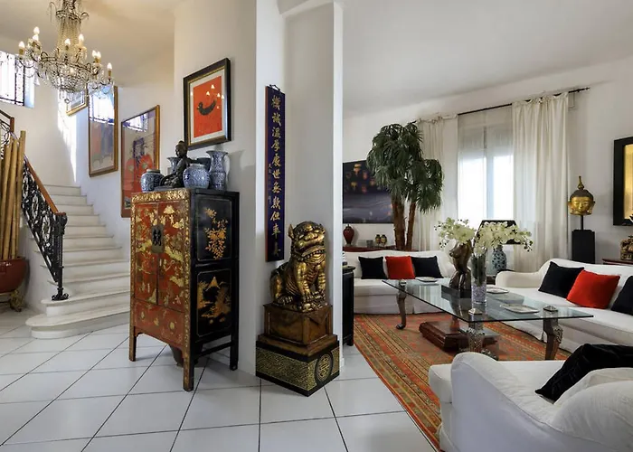 Albergo Moderno Con Bella Piscina Forte dei Marmi