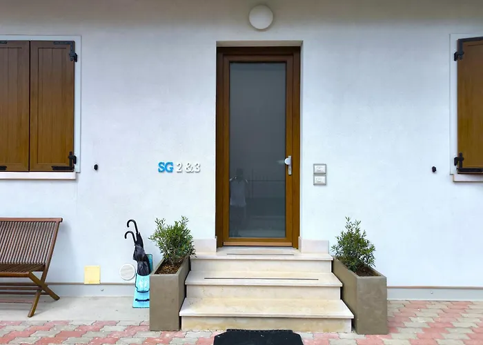 Sg Rooms - Casa Laura Peschiera del Garda