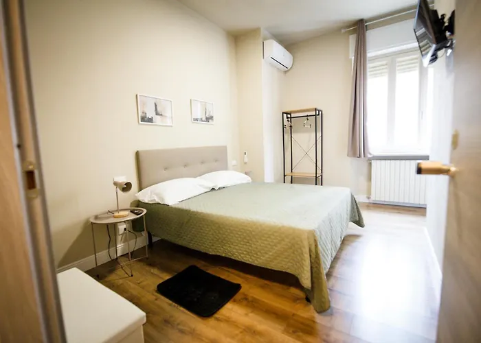Guest House Nonna Rosa Vercelli