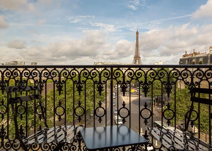 Hotel La Comtesse Parigi