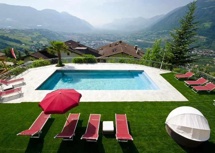Hotel Kronsbuehel Tirolo
