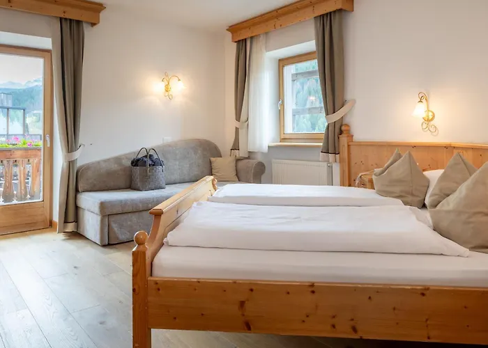 Hotel Luech Da Pcei San Cassiano 