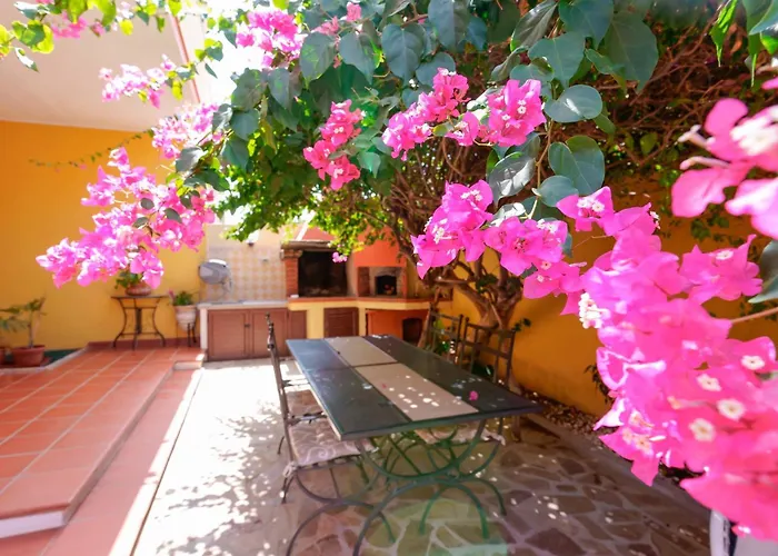 B&B Il Piccolo Giardino Villasimius