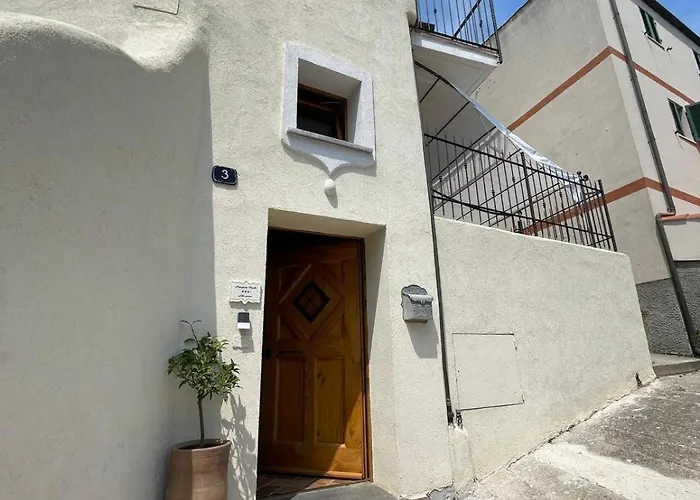 Hotel A Burga Du Muntin Spotorno