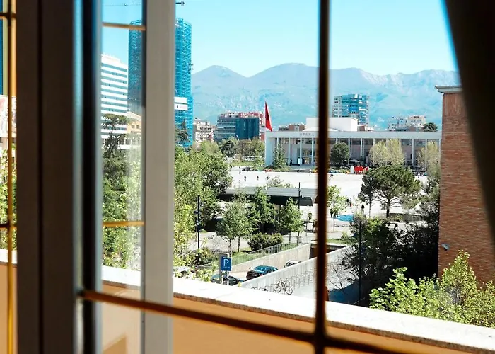Ufo Rooms City Center Tirana