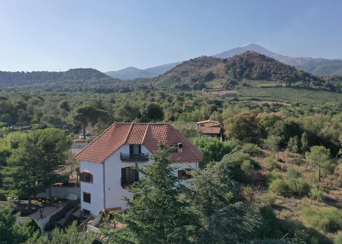 Villa Joele Nicolosi