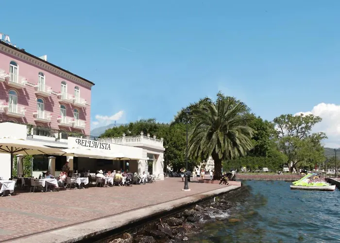Bellavista Hotel Deluxe Apartments Riva del Garda