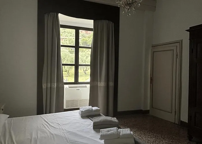 Aparthotel Castello Oldofredi Monte Isola