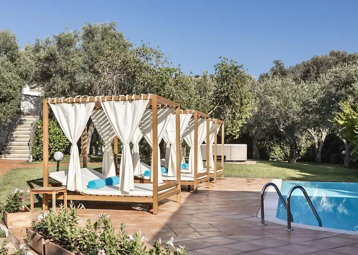 Hotel La Rocca Resort&Spa Baja Sardinia