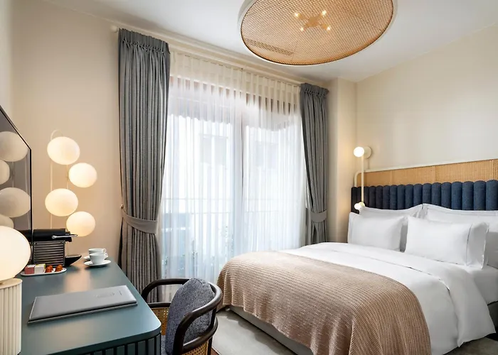 Ecole St. Pierre Hotel Provincia di Provincia di Istanbul
