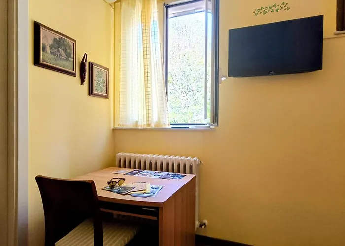 Edera Room And Apartment Porto SantʼElpidio