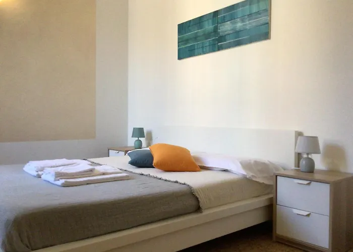 A due passi da Giulietta-Casa Montecchi Verona