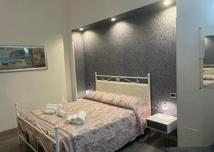 B&B Plebiscito central suite Napoli