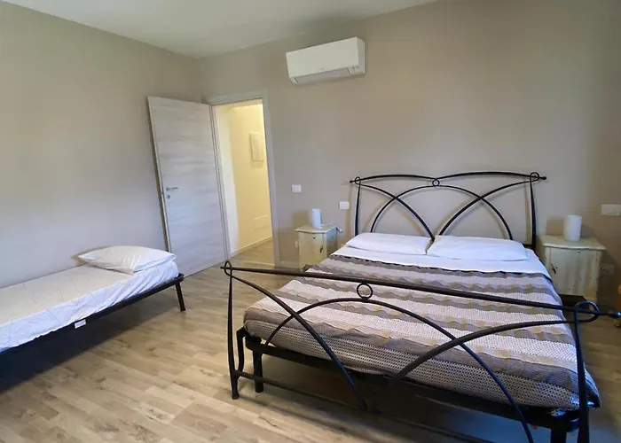 LA CHIUSA Bed&Breakfast Montichiari