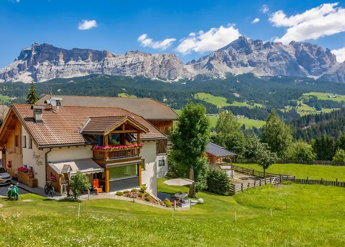 Appartamenti Loretta La Villa 
