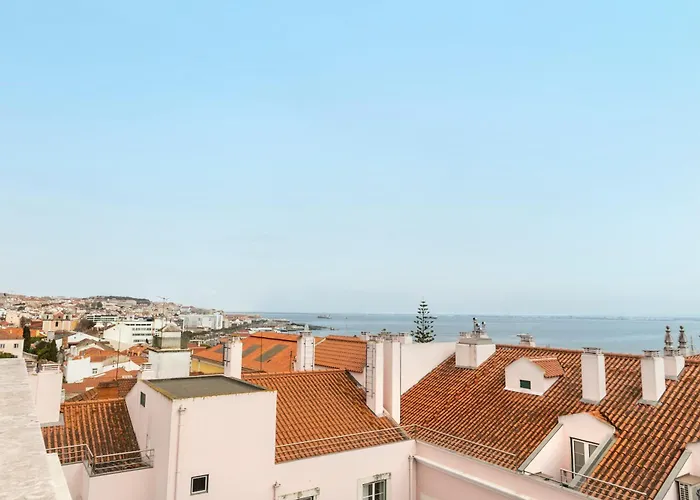 The Emerald House Lisbon - Curio Collection By Hilton