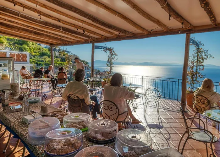 Villa Pino Furore