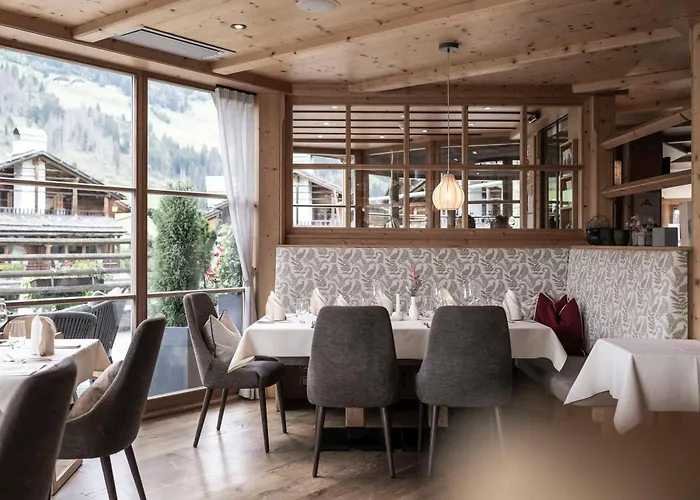 Post Alpina - Family Chalets Dolomites San Candido