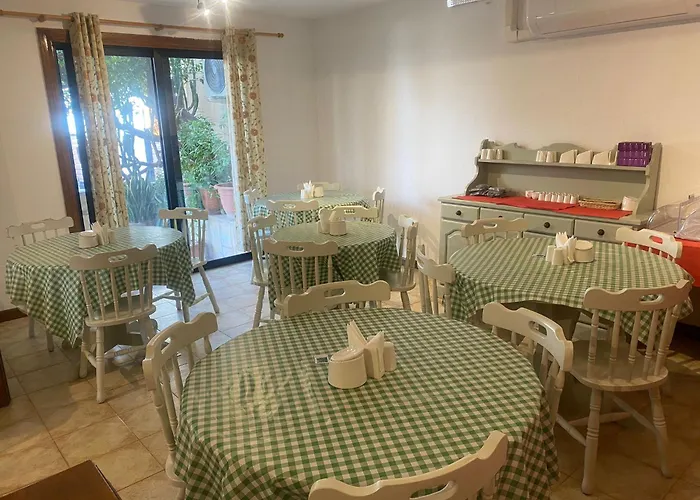 Green Grove Guest House San Giuliano