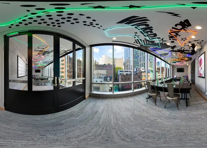 Hotel Moxy Boston Downtown