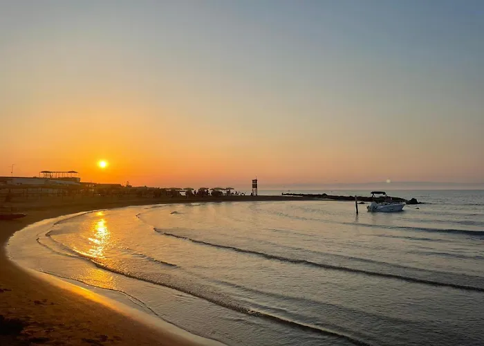 Villaggio Turistico La Baia Degli Angeli Margherita Di Savoia