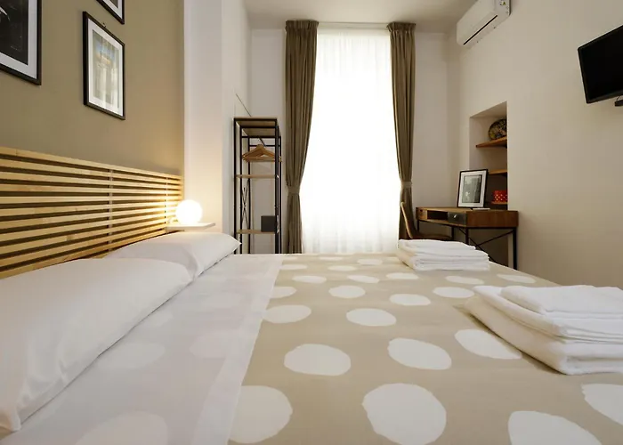 Frankie Sweet Home Napoli