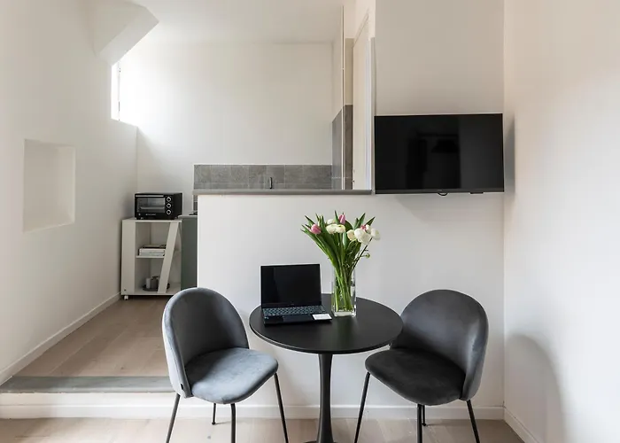 Easylife - Suite in Porta Venezia Milano