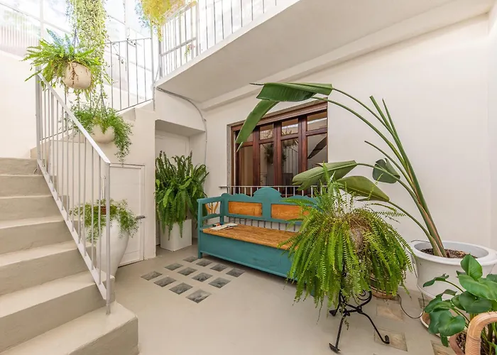 Palazzo Savino Southern Italian Lifestyle - Epoca Collection Mesagne