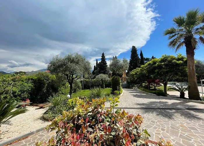 Villa Lou Toscolano-Maderno