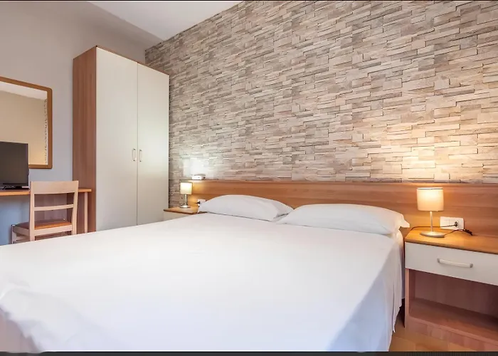 Hotel Velus Civitanova Marche