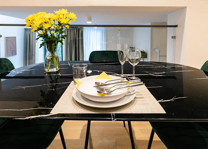Aiello Hotels - CityLife Apartments Milano