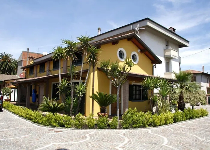 B&B Da Luisa Torre del Lago Puccini