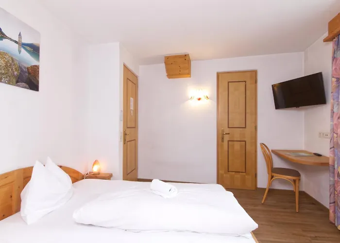 Pension & Residence Astoria Prato allo Stelvio
