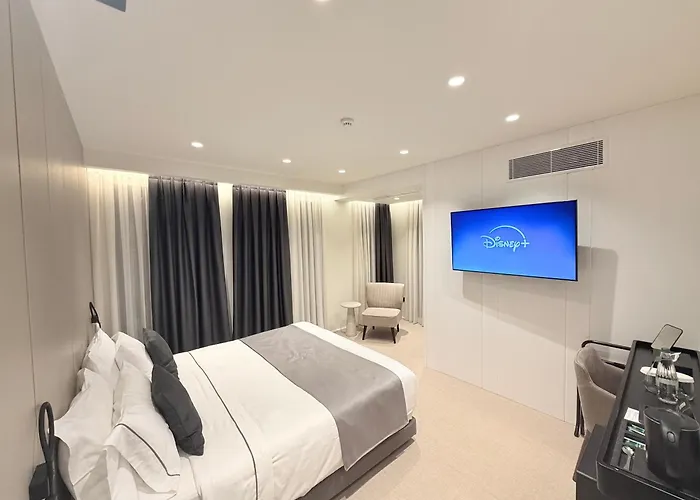 Central Inn Hotel Tirana