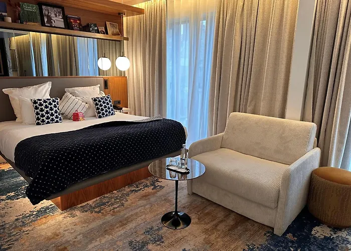 Card Hotel Parigi