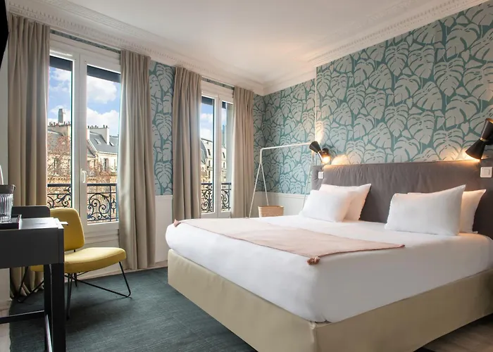 Hotel Prony Monceau Parigi