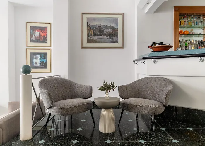 Athos Hotel Atene
